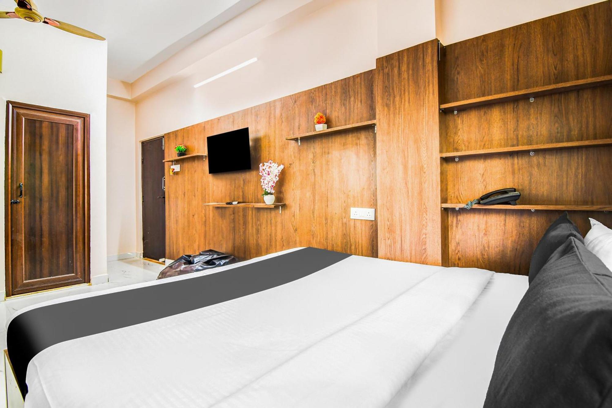 Super Hotel O Jessore Road Kolkata Formerly Skyline Serenity Nager Bazaar Екстериор снимка
